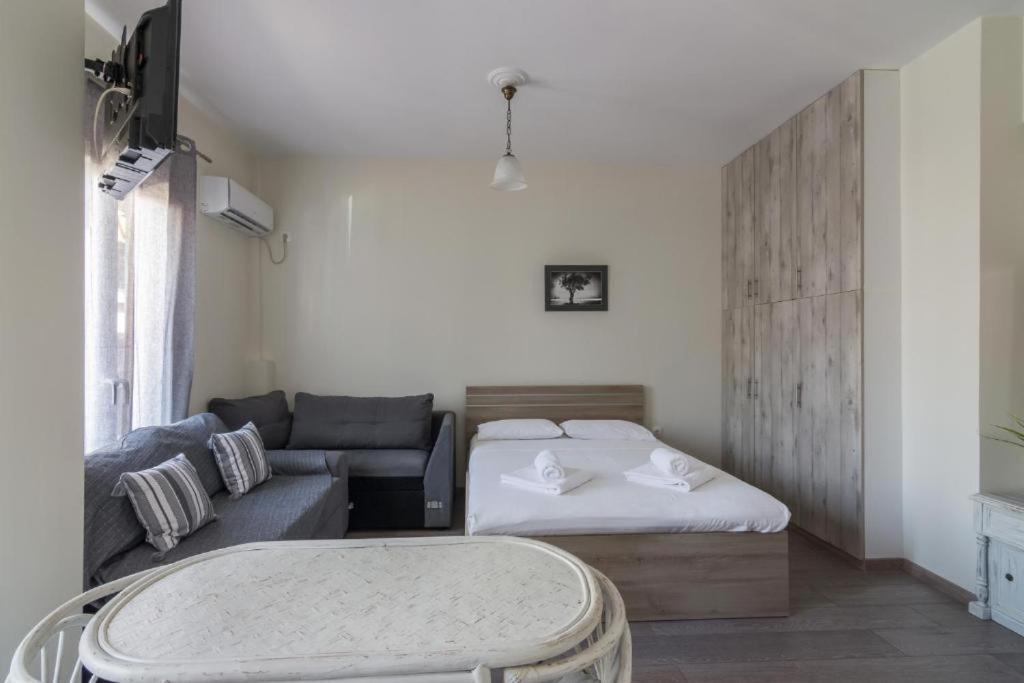 Lovely Studio Apartment For 2 Ppl In Atenas Exterior foto