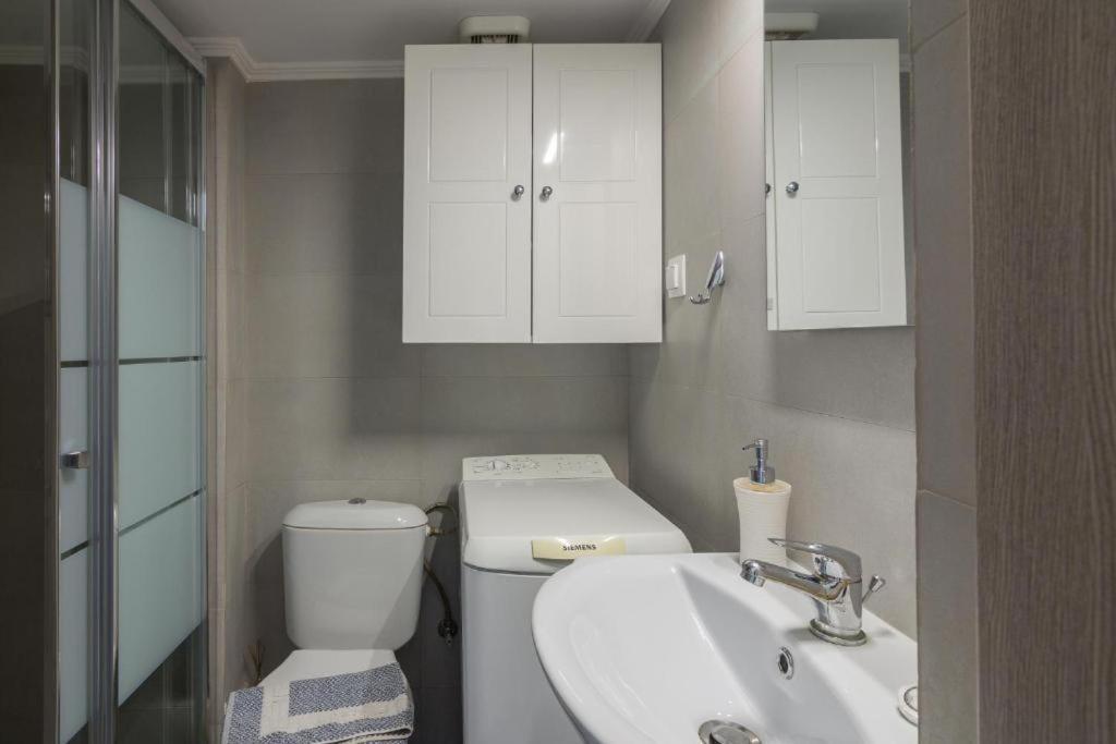 Lovely Studio Apartment For 2 Ppl In Atenas Exterior foto